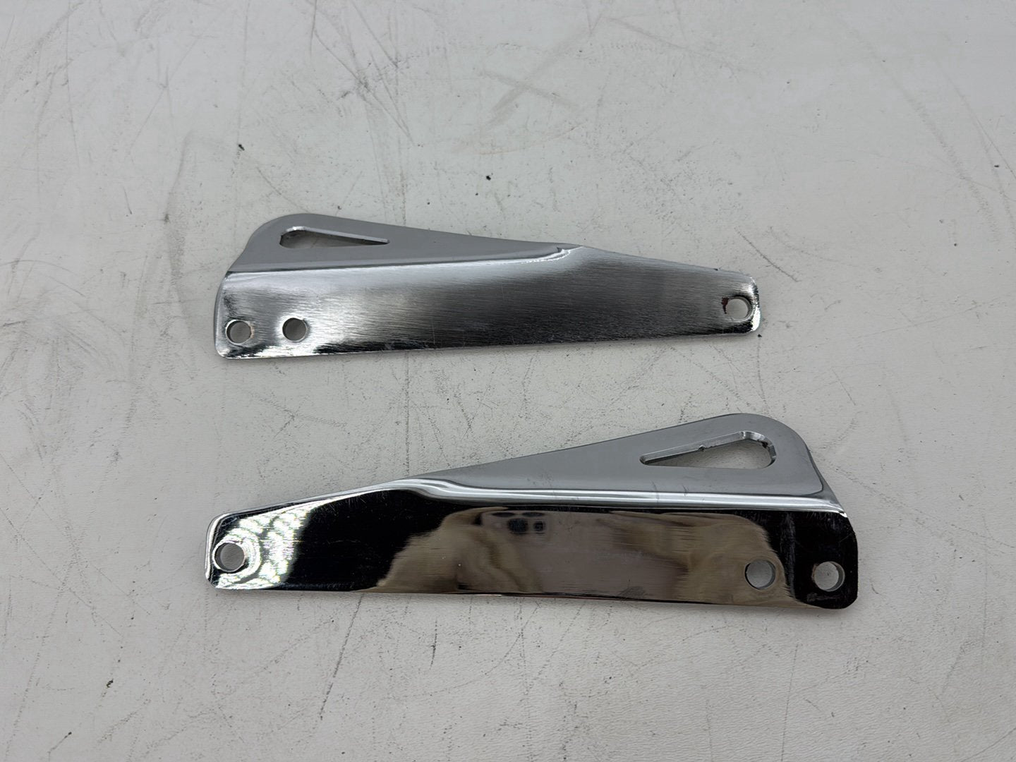2011 Harley Electra Glide Ultra FLHTK OEM Strap Hook Tie Down Bracket Hangers