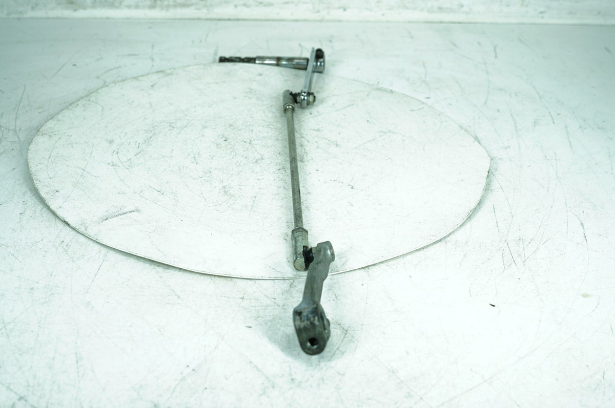 2007 Harley FLHTCUI Electra Glide Ultra OEM Gear Shifter Lever & Rod Linkage