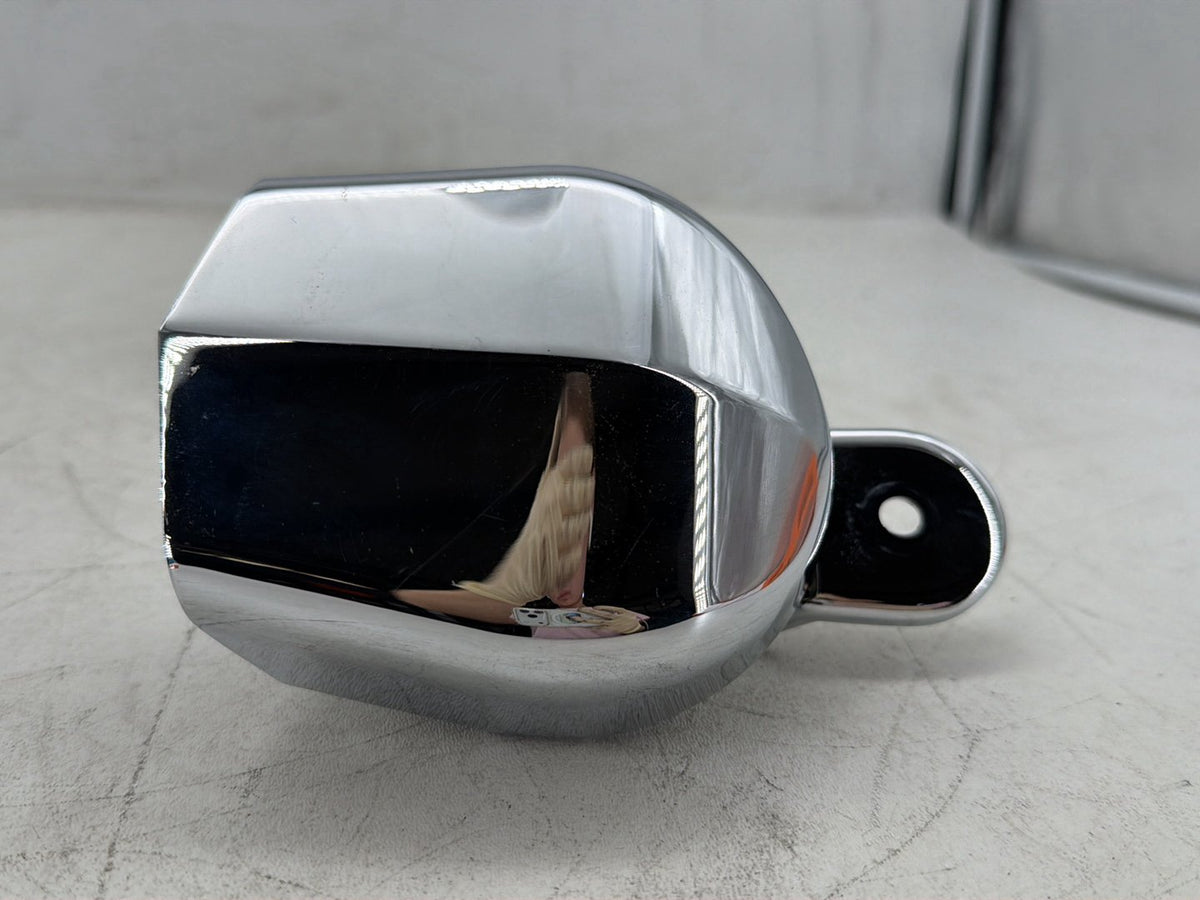 2009 Harley Dyna Street Bob FXDB OEM Horn Signal Klaxon Chrome Cover