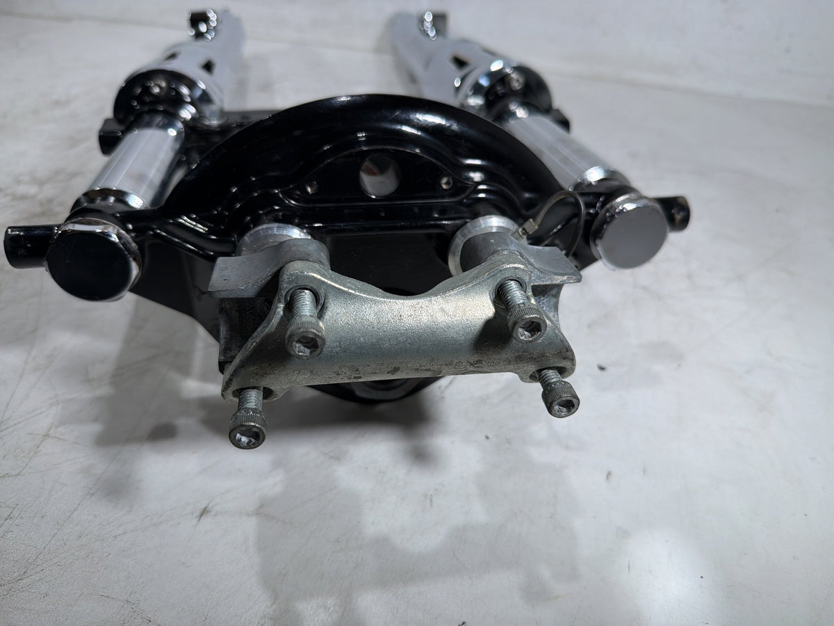 10 Harley Street Glide Touring OEM Front Triple Tree Set LH RH Fork Legs Sliders