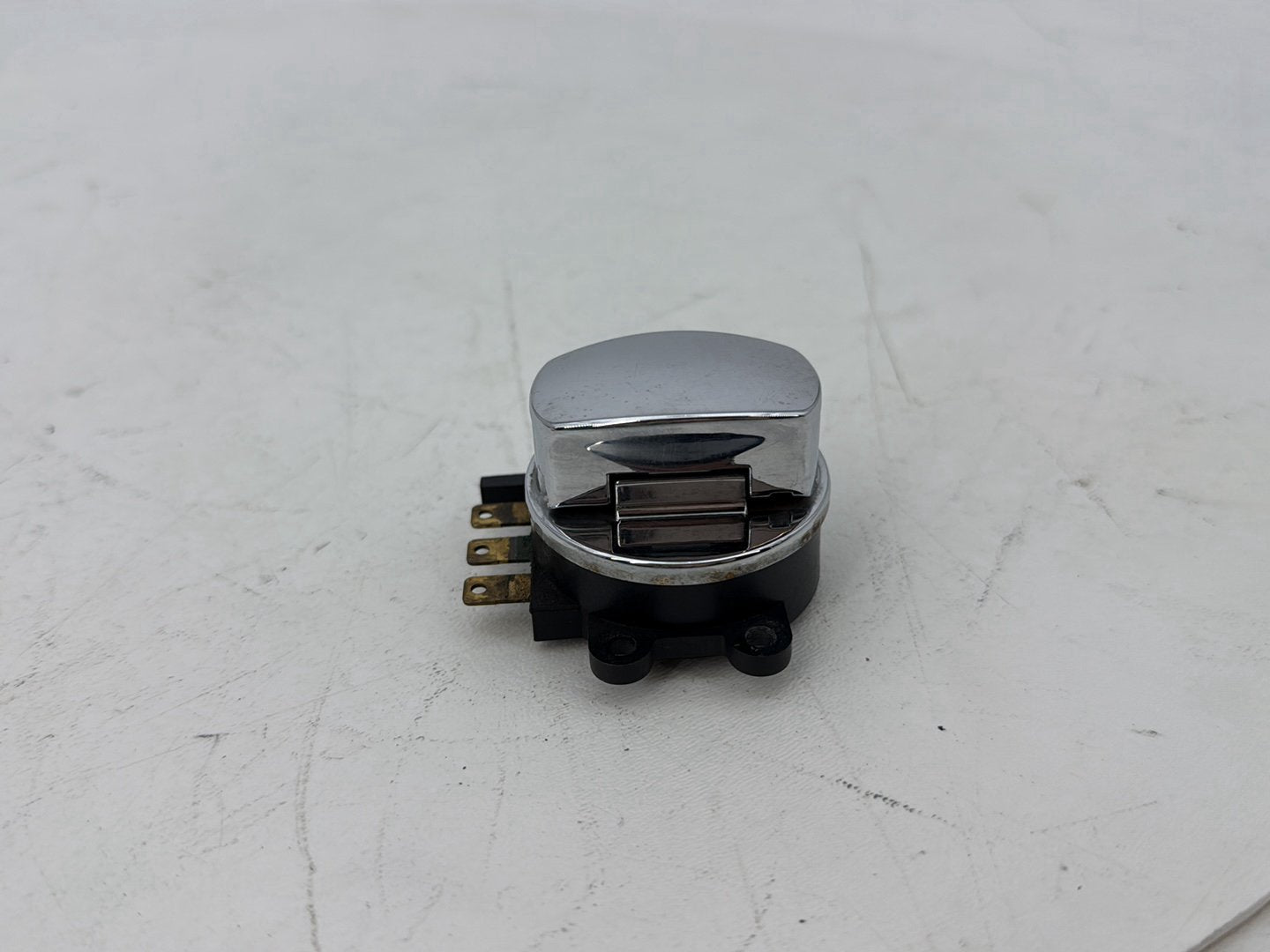 1999 - 2006 Harley-Davidson Touring CVO Screamin Eagle Road King Ignition Switch Cylinder Barrel Lockset NOKey 71313-96A