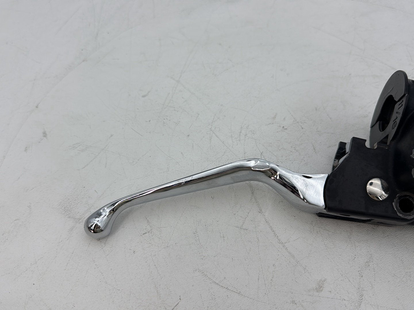2007 - 2012 Harley-Davidson Touring Electra Glide Ultra Front Right Brake Lever Master Cylinder