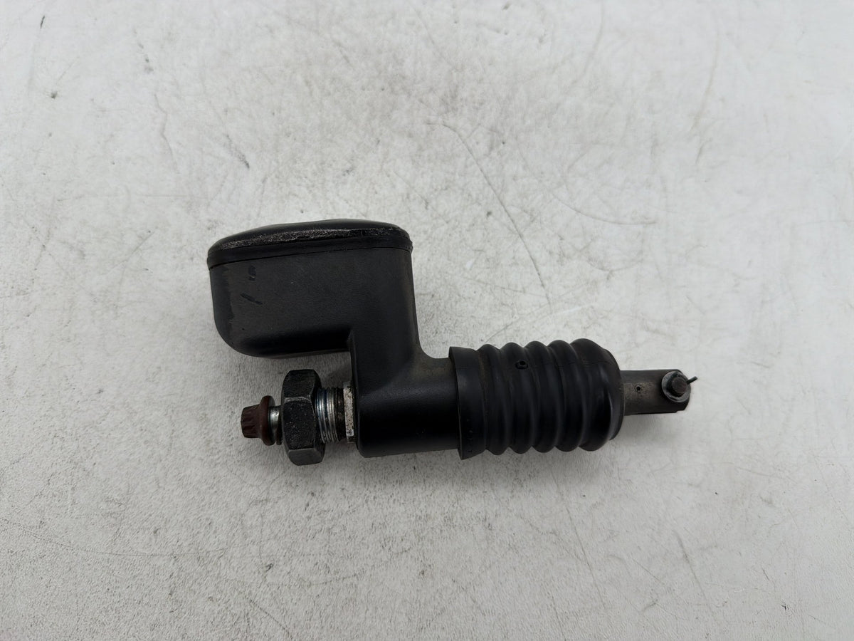 2002 Harley Heritage Softail Classic OEM Rear Brake Master Cylinder Reservoir