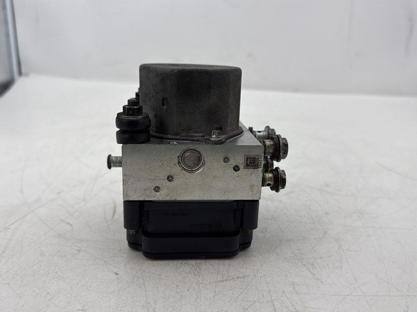 2014 Harley Street Glide Touring FLHXS OEM ABS Brake Pump & Control Module