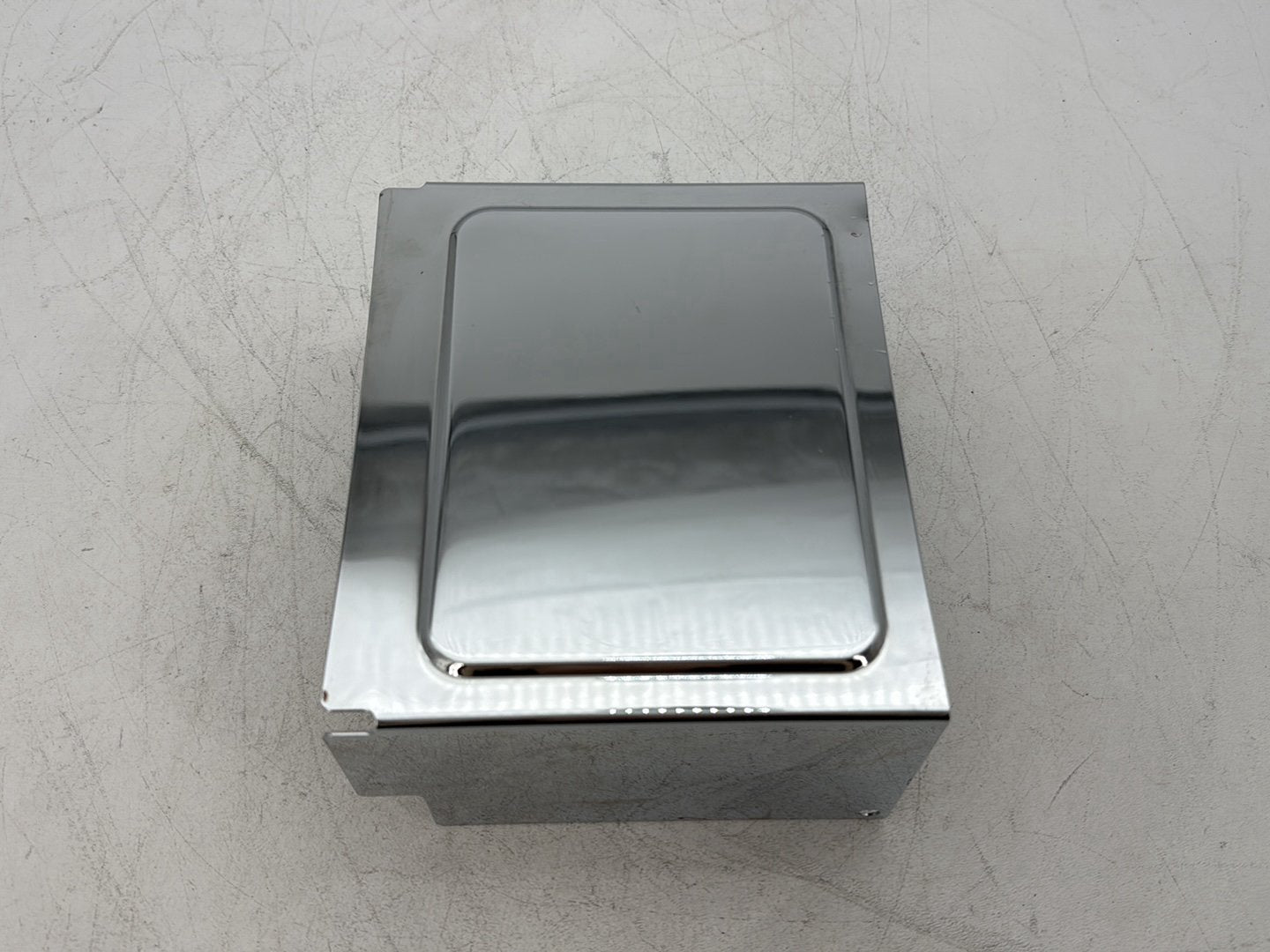 2000 Harley Dyna FXDWG Wide Glide OEM Lower Battery Tray Stay Box Cover Panel