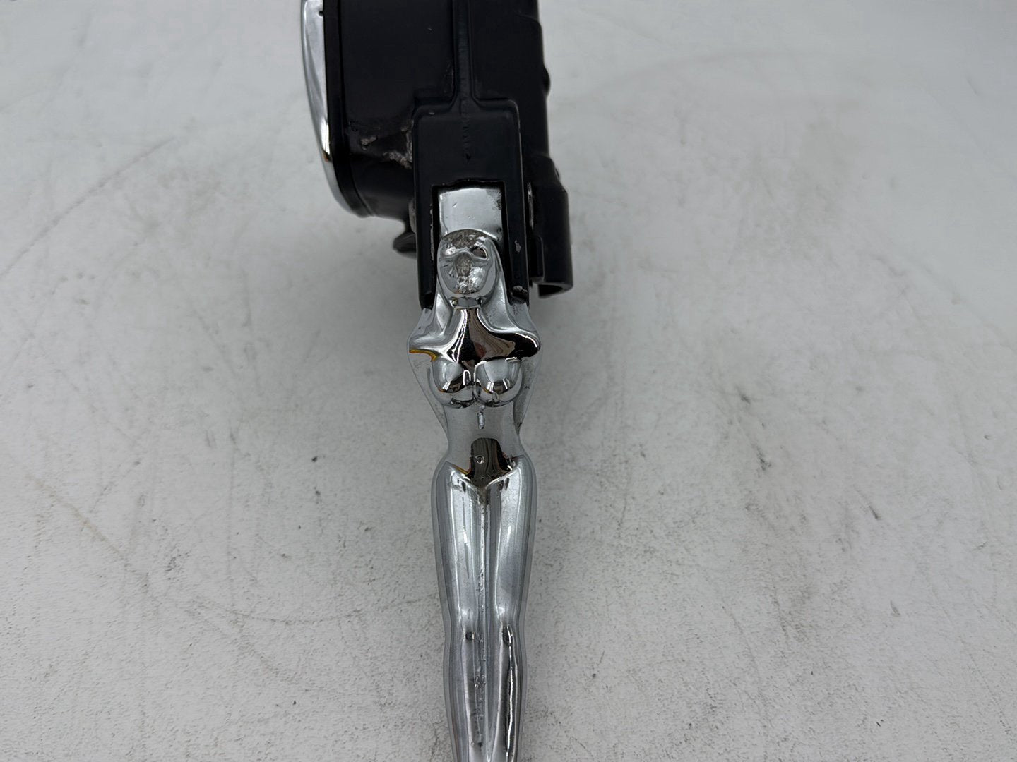 2006 Harley Dyna FXDWGI Wide Glide OEM Front Right Brake Lever Master Cylinder