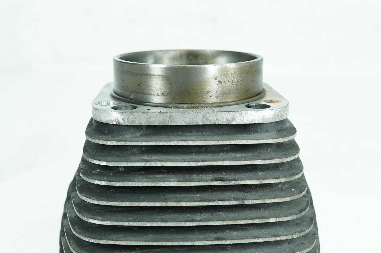 1999 - 2006 Harley-Davidson Softail Heritage Classic Twin Cam Engine Jug 1 Cylinder Barrel 16593-99
