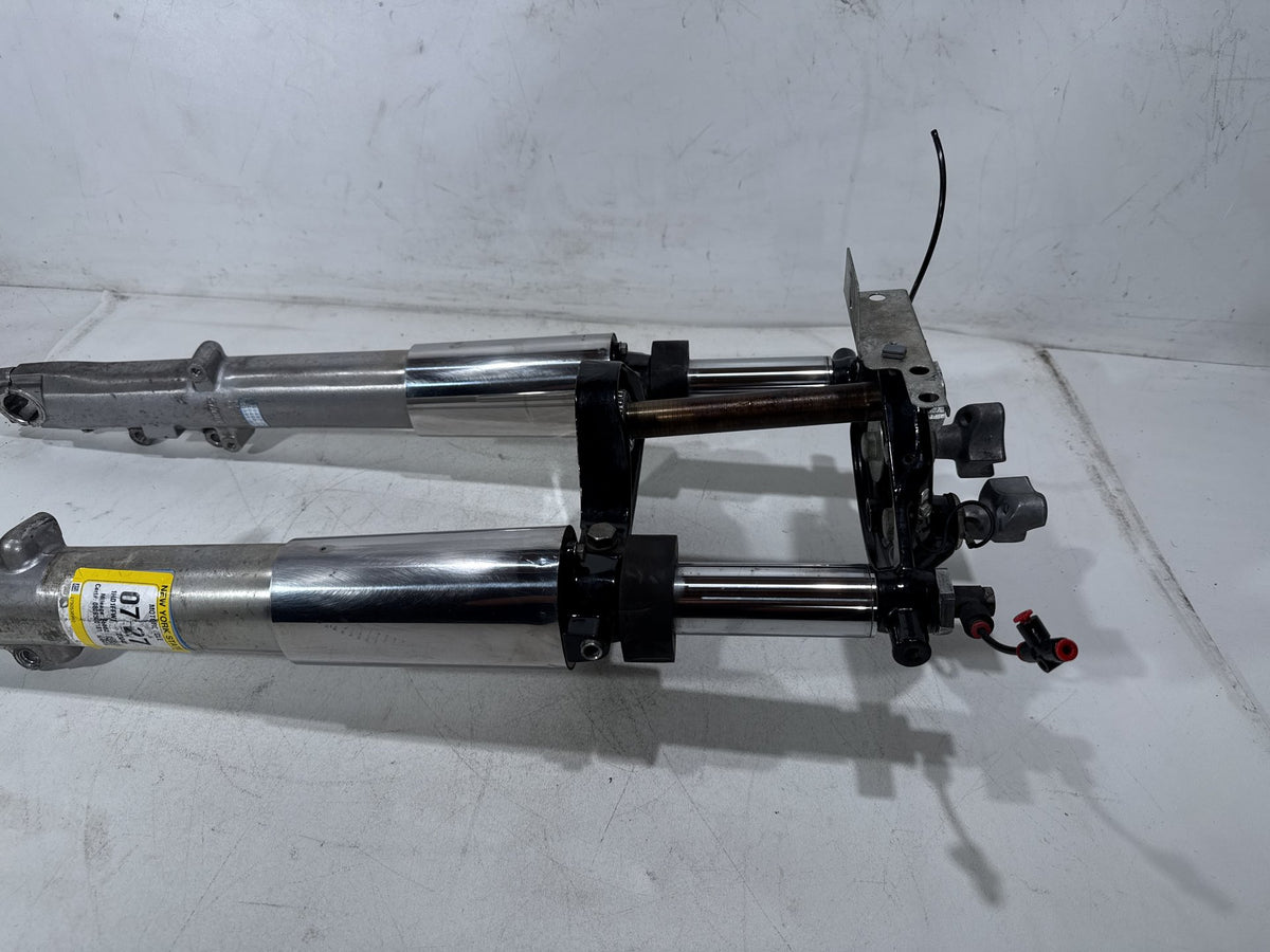 01 Harley Electra Glide Touring Front Triple Tree Set & LH RH Fork Legs Sliders