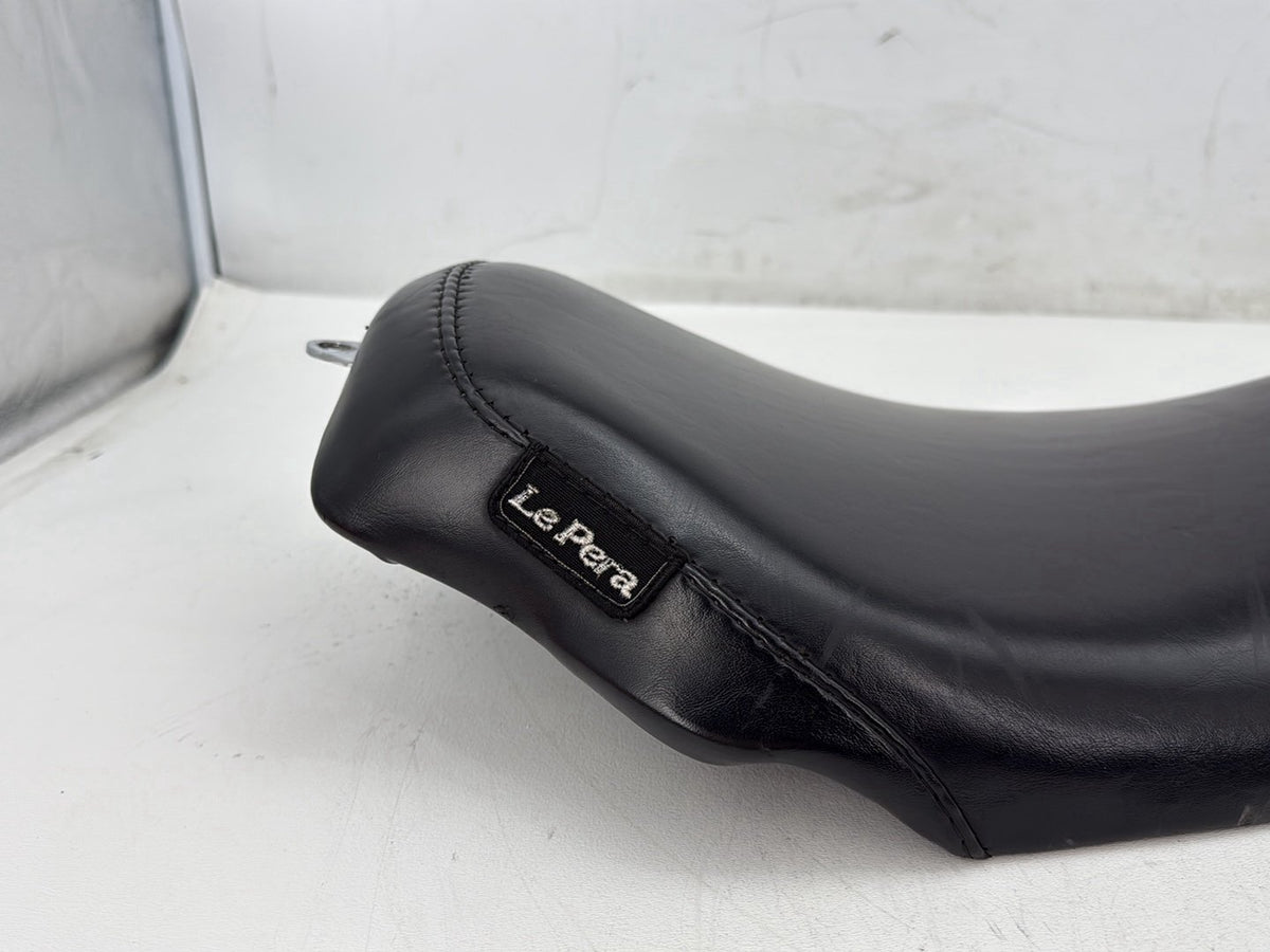 2006 Harley-Davidson Dyna FXDWGI Wide Glide OEM Rider Driver Seat Saddle Le Pera