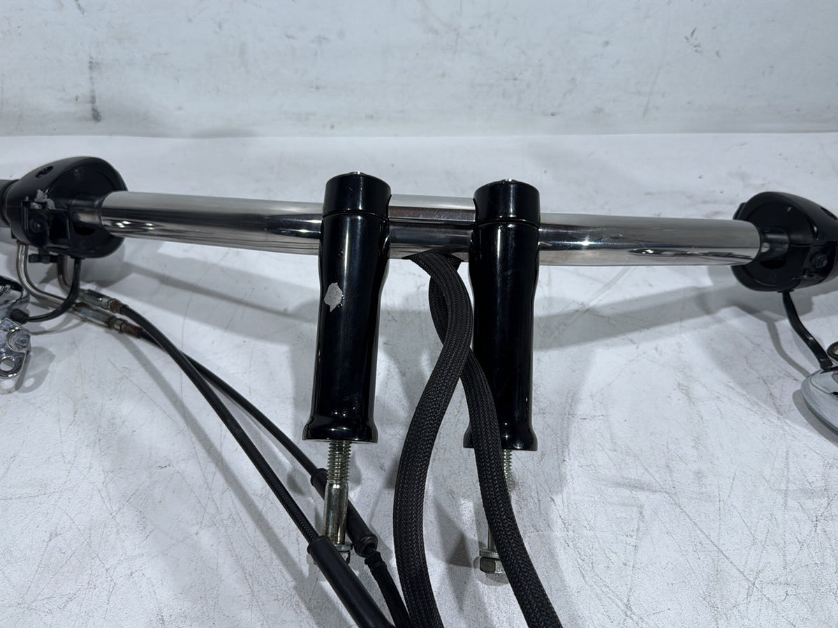2008 Harley Dyna Fat Bob FXDF OEM Handlebars Left Right Switches Controls