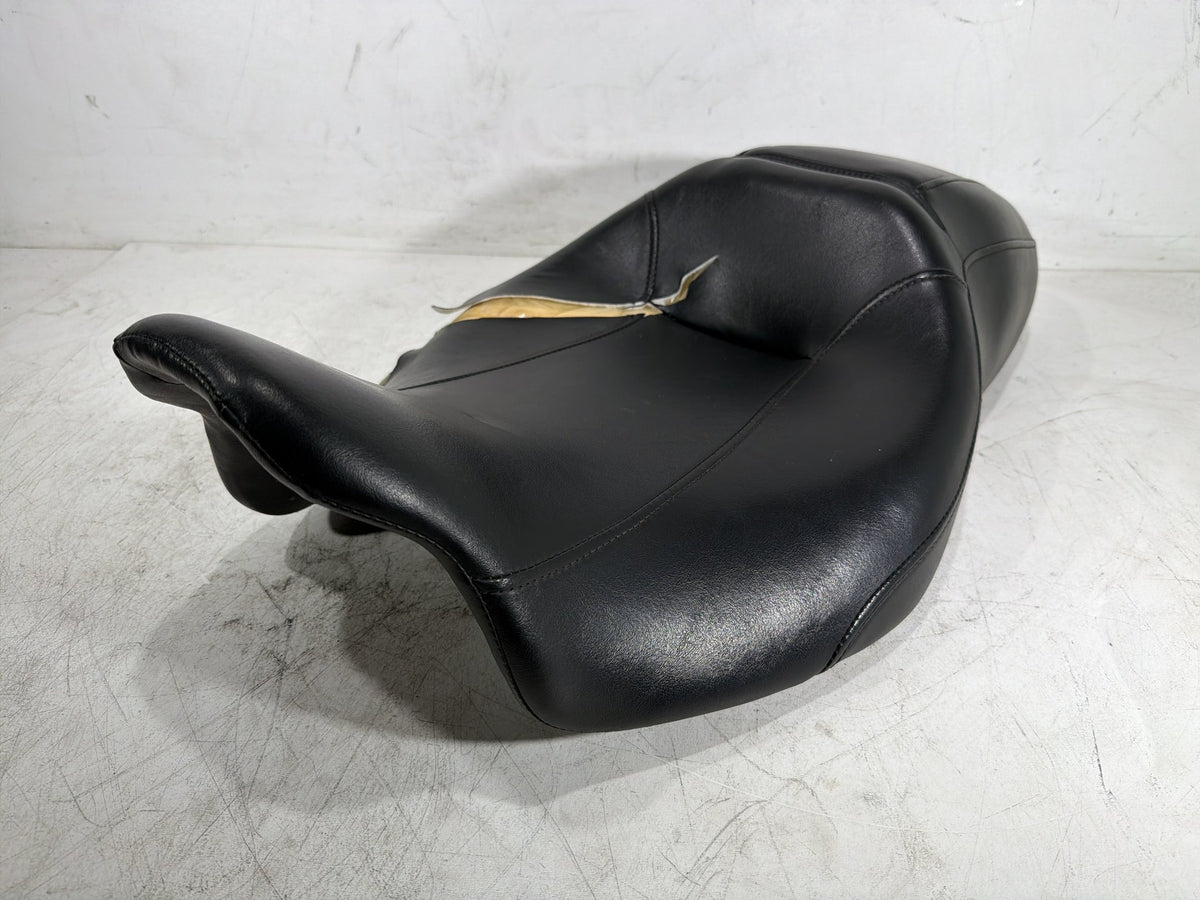 2010 Harley Street Glide Touring FLHX OEM Passenger Rider Driver Seat Saddle