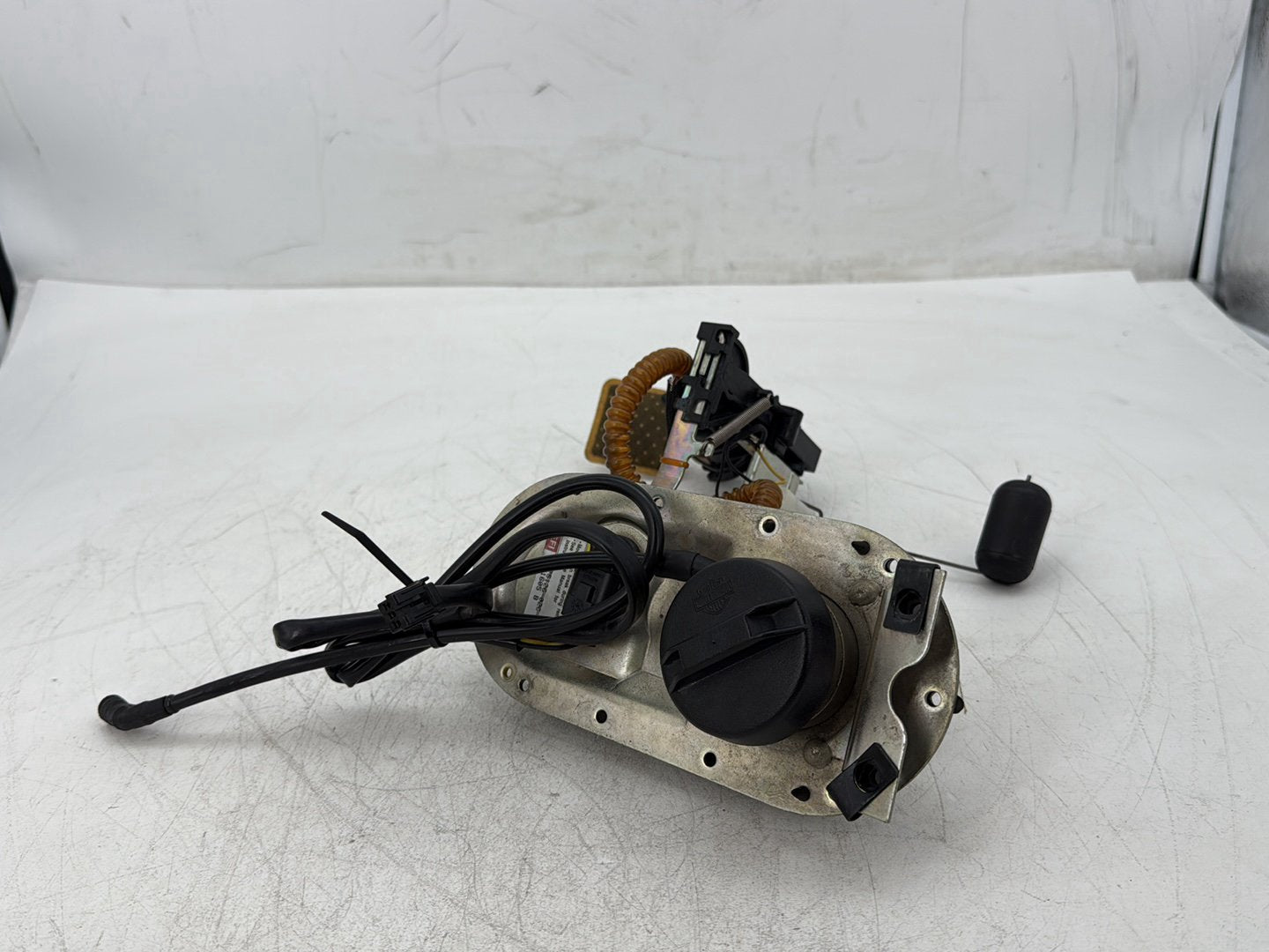 2005 Harley Electra Glide Touring Ultra FLHTCUI OEM Fuel Pump Gas Gasoline Petrol Sending
