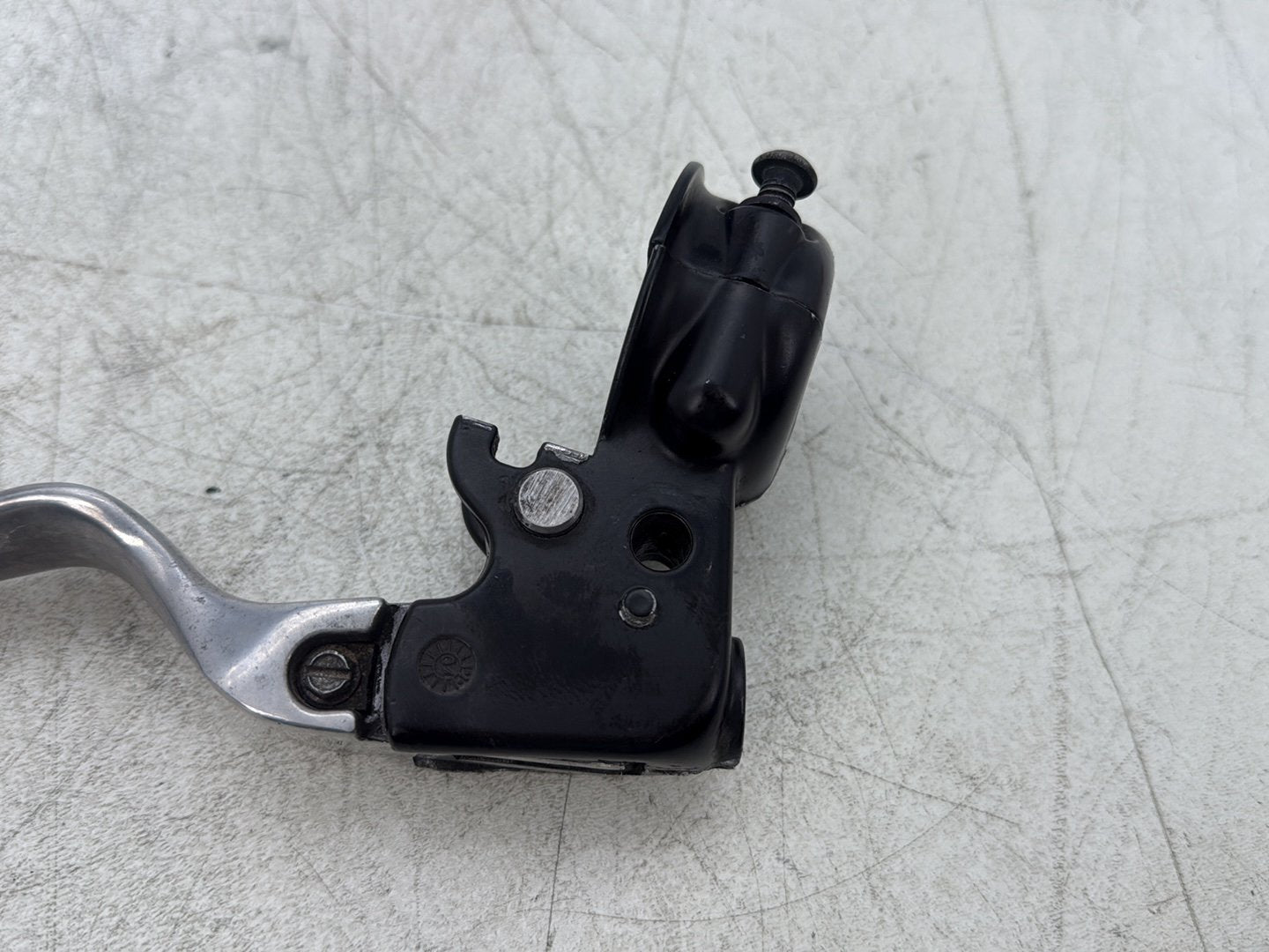 2004 Harley Road King Touring Custom FLHRSI OEM Front Left Hand Clutch Control Lever