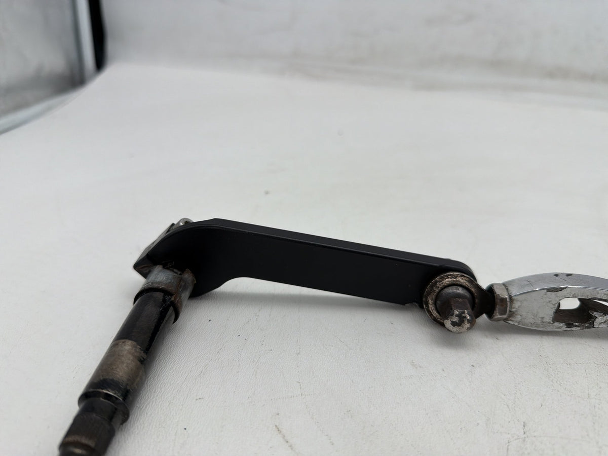 2013 Harley Street Glide Touring FLHX OEM Gear Shifter Lever w/ Rod linkage