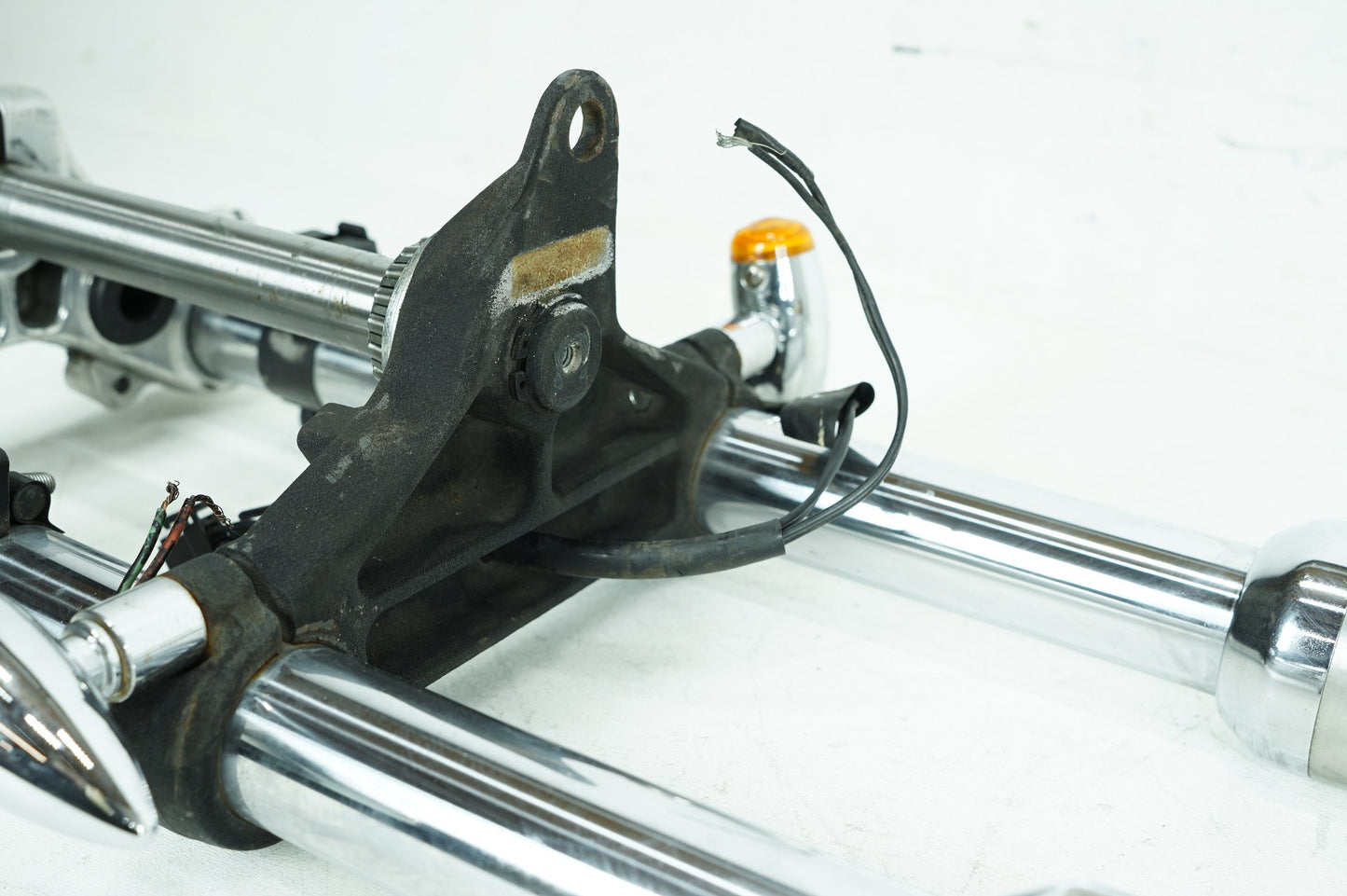 1986 - 2003 Harley-Davidson Sportster  Front Triple Tree Set & LH RH Fork Legs Sliders 45549-88