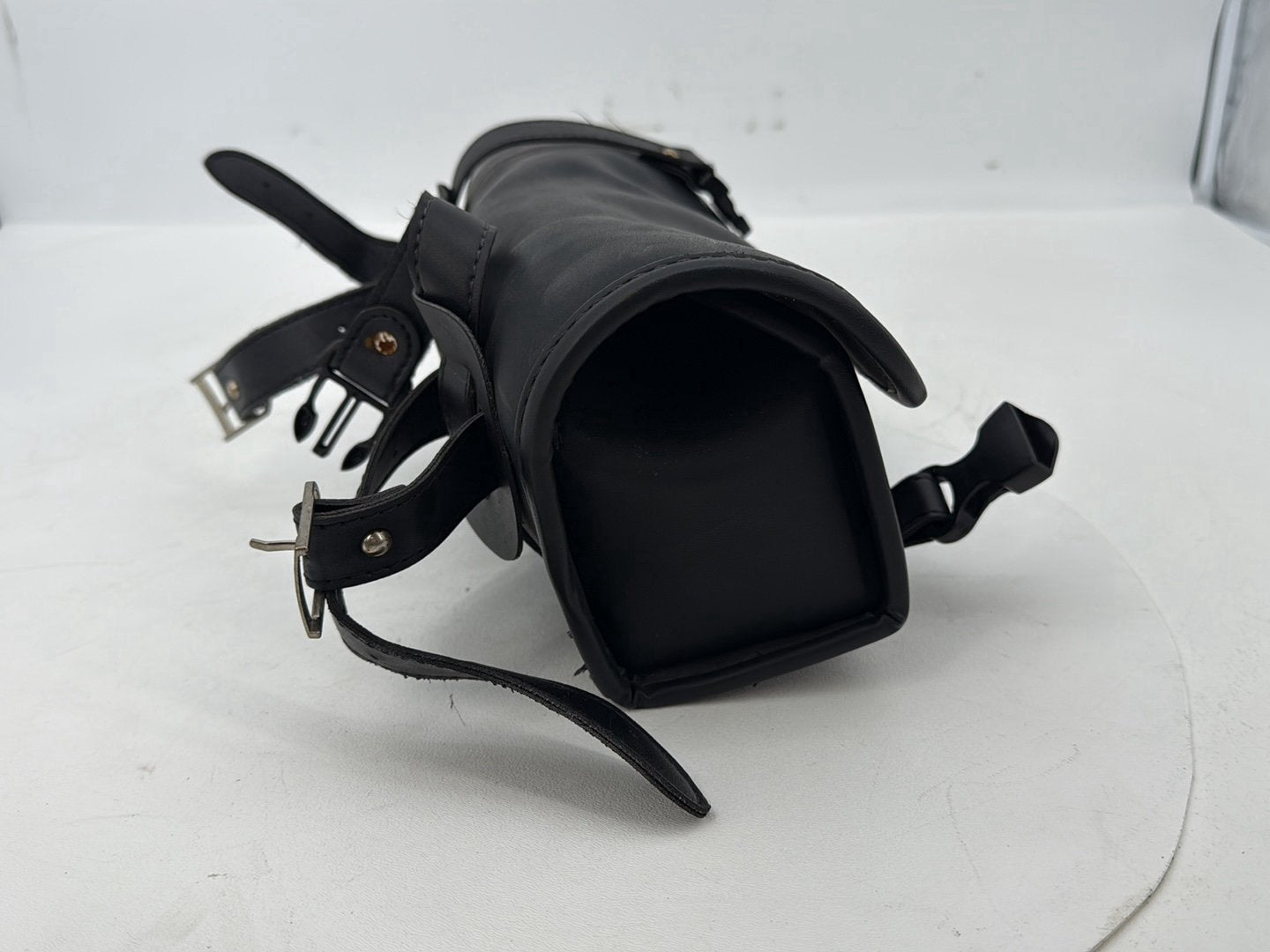 2004 - 2013 Harley-Davidson Sportster 883 Custom Front Onboard Tool Bag Leather Storage HmmtyRack