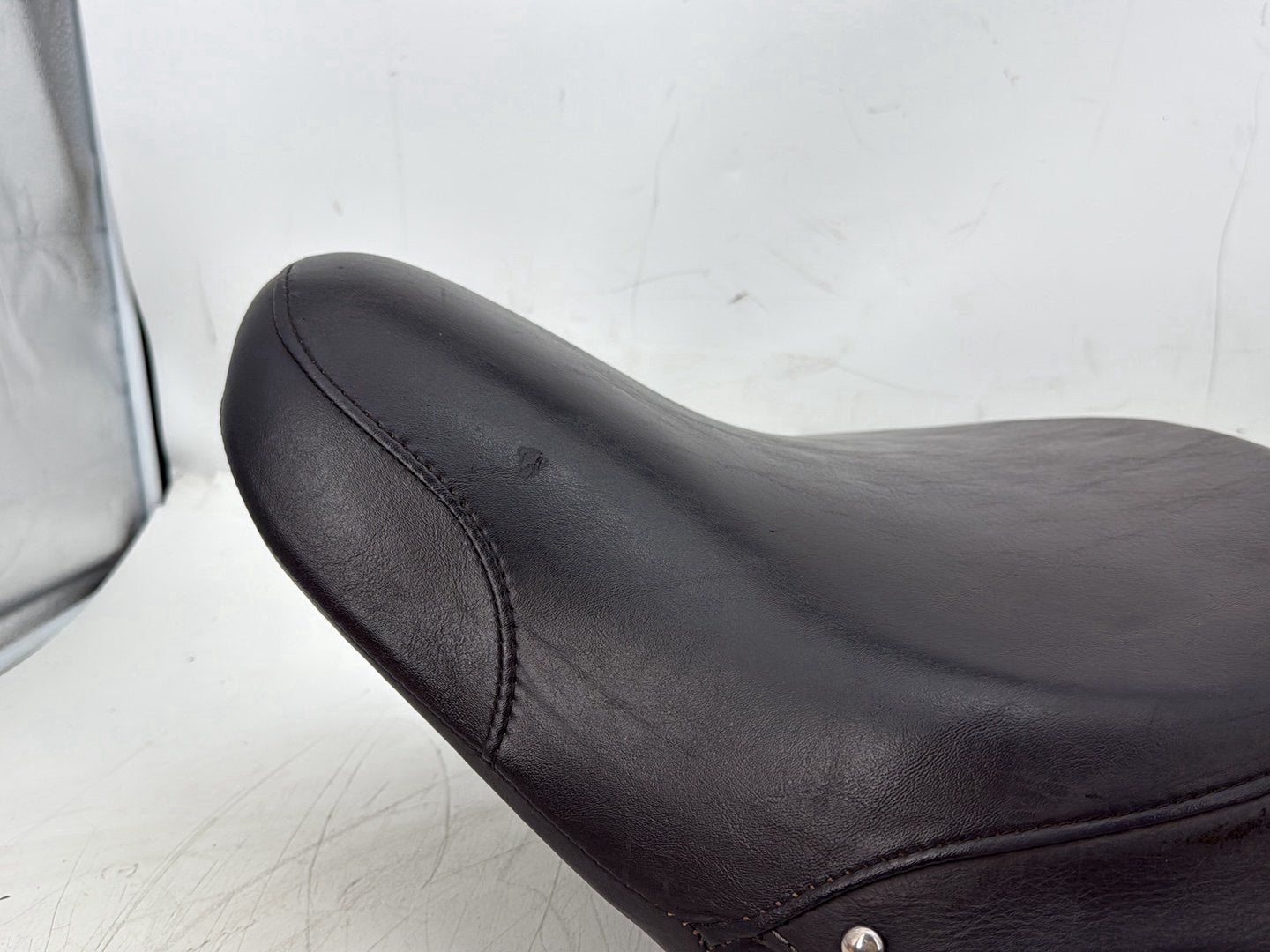 2005 Harley Heritage Softail Classic FLSTCI OEM Rider Driver Solo Seat Pillion