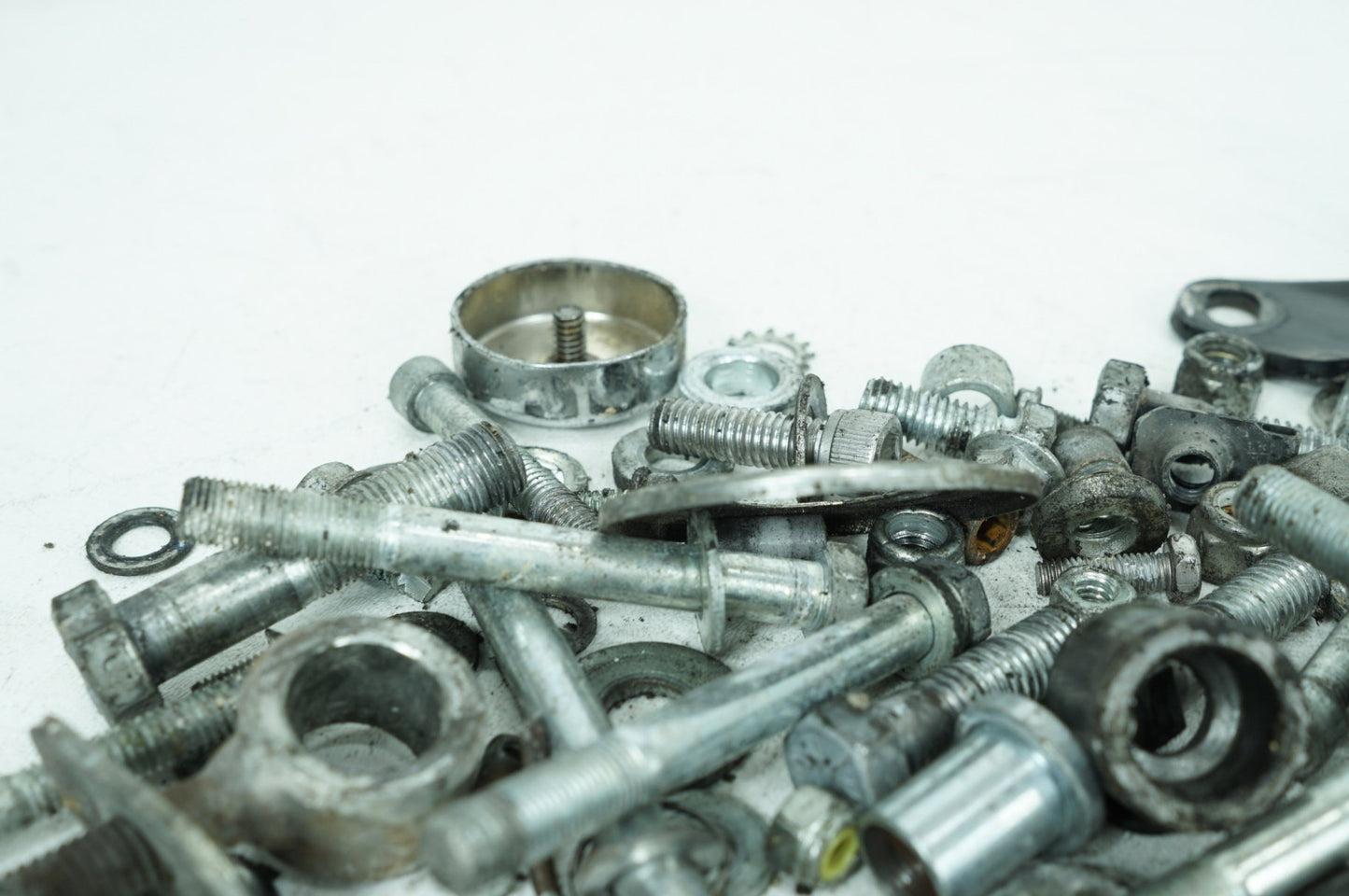 2003 Harley-Davidson Sportster XL1200 - Hardware Bolts Nuts & Brackets