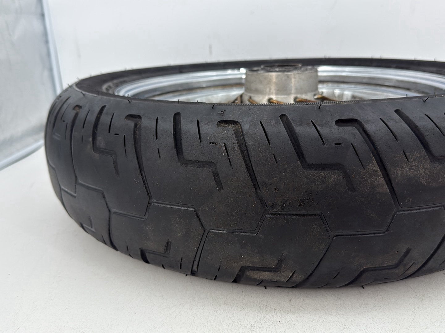 2007 - 2012 Harley-Davidson Dyna Super Glide Rear Wheel Rim Tire Spoked 40979-08