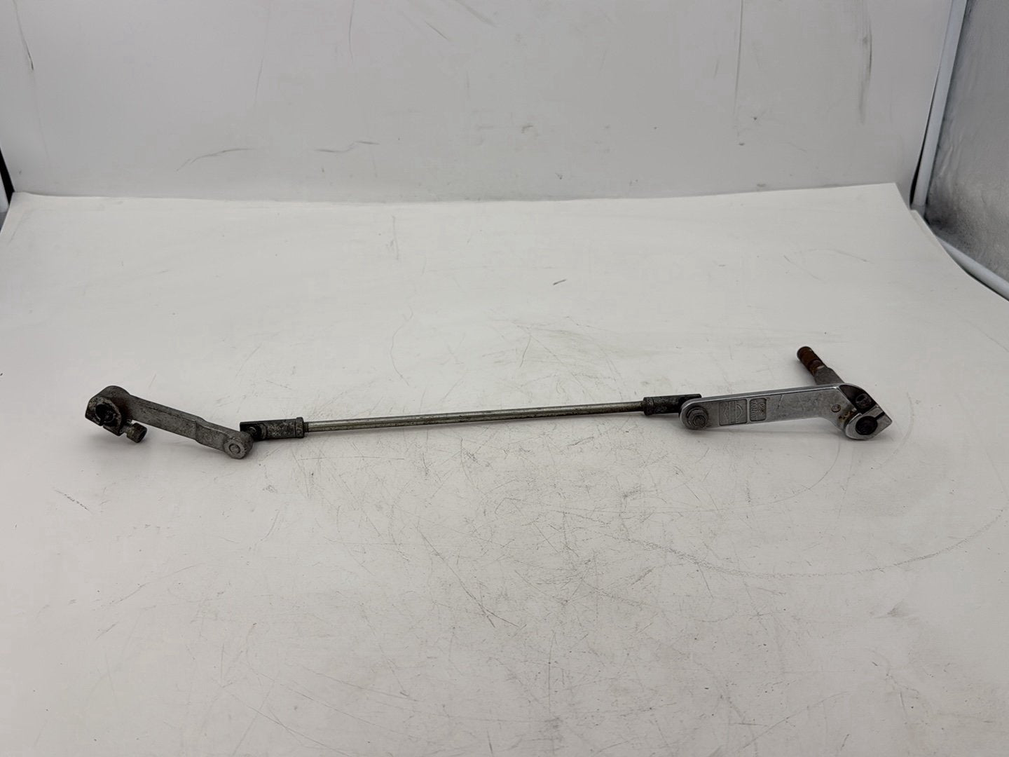 2008 Harley Touring FLHTCU Electra Glide Ultra OEM Gear Shifter Lever w/ Rod linkage