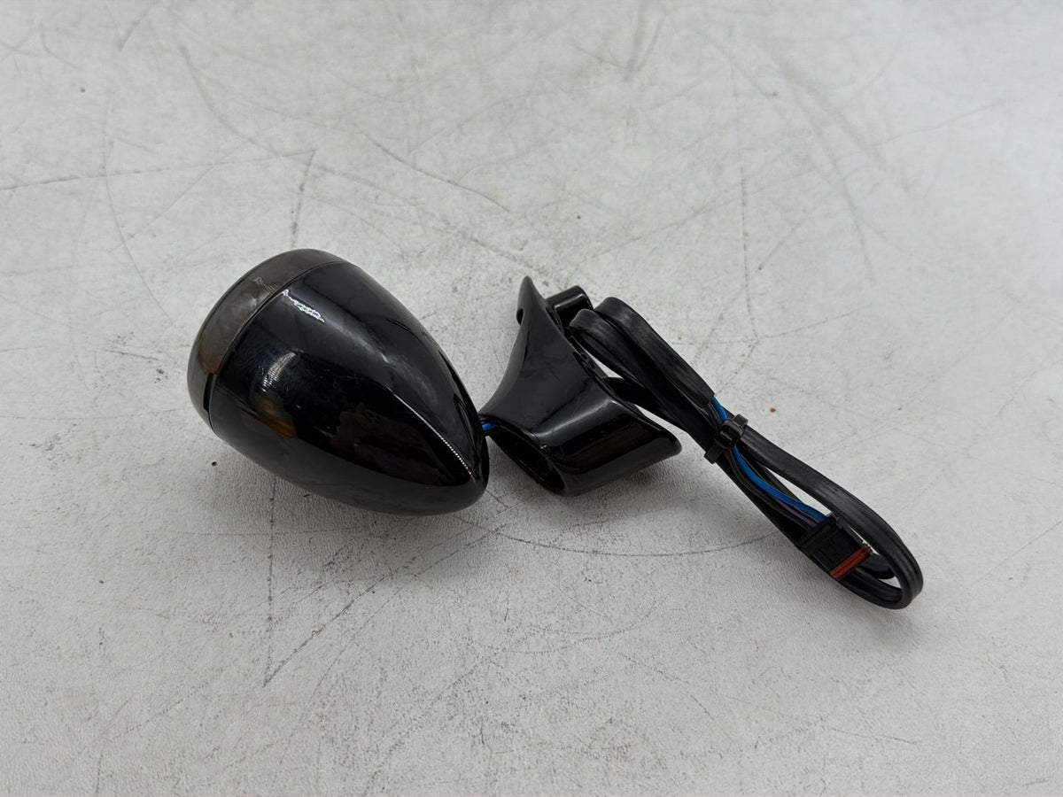 2018 Harley Road Glide Touring FLTRXS OEM Front 1 Turn Signal Indicator Blinker