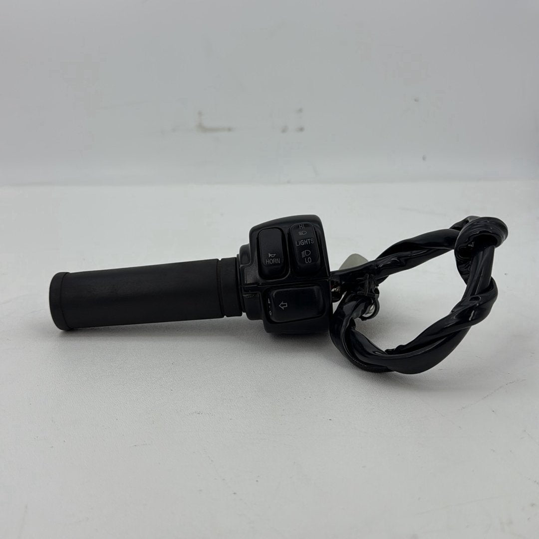 2007 - 2012 Harley-Davidson Dyna Super Glide Left Turn Signal Headlight Switches Controls 71682-06
