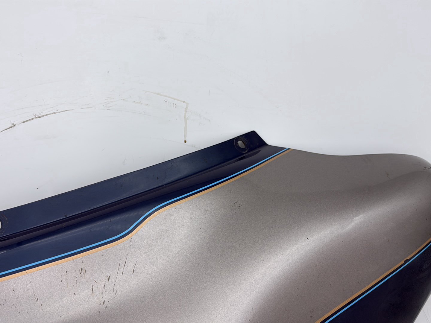 1998 Harley Touring FLHTCUI Electra Glide Ultra OEM Front Outer Batwing Fairing Cover