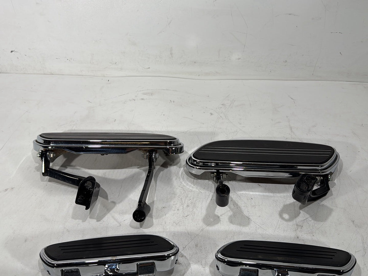 10 Harley Street Glide Touring OEM Left Right Driver & Pass Floorboard Foot Rest