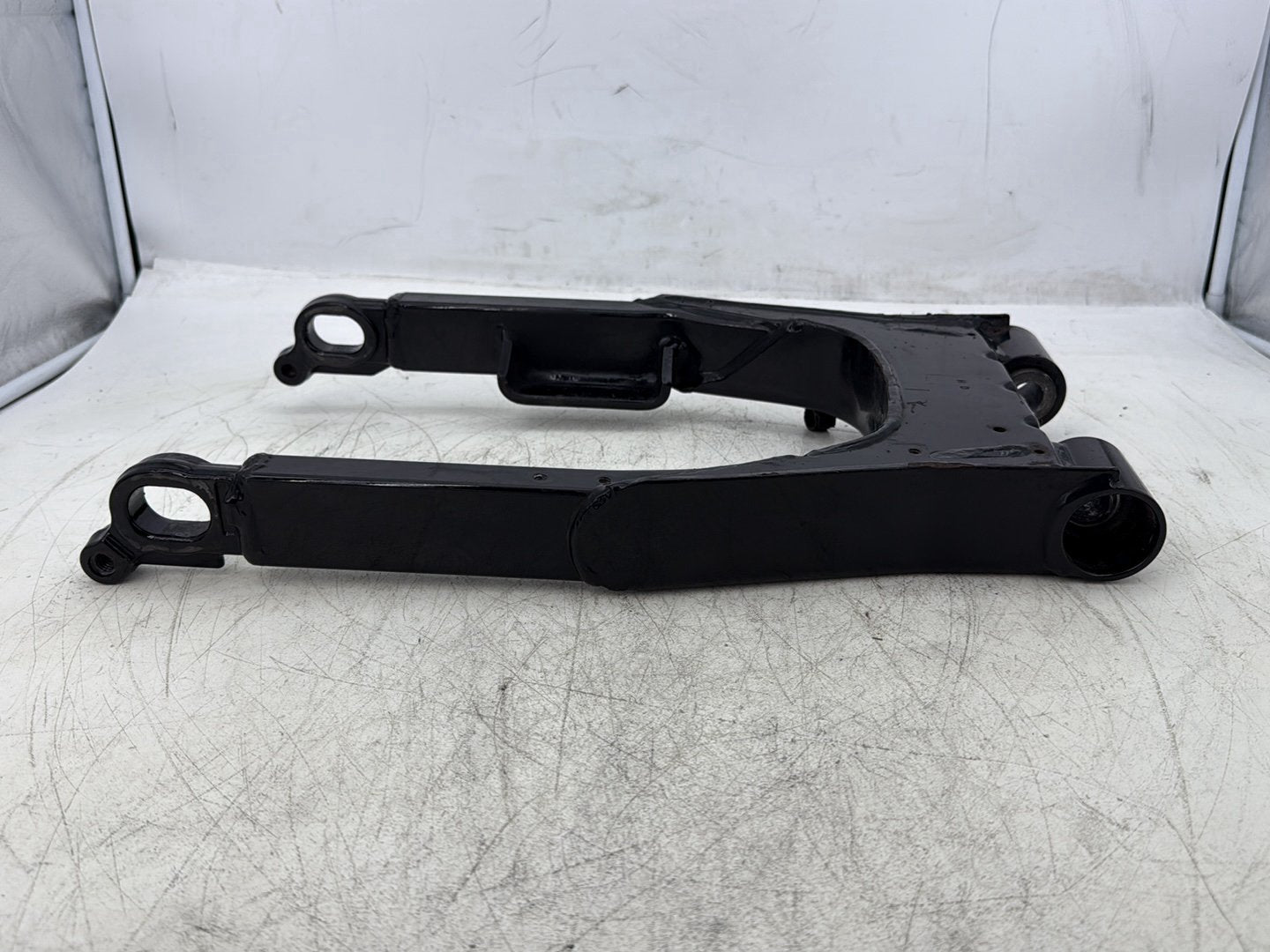 2007 Harley Touring FLHTC Electra Glide Classic OEM Rear Fork Swingarm Swing Arm