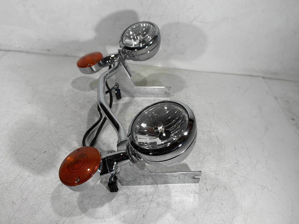 2007 Harley Electra Glide Touring OEM Front Turn Signal Indicators Aux Light Bar