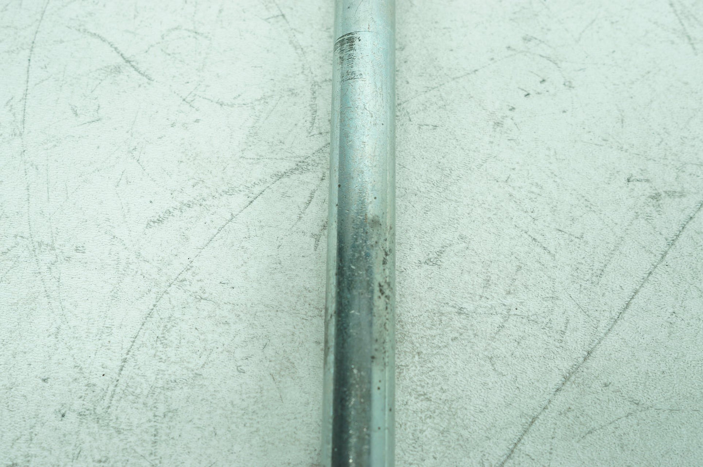 1989 - 2003 Harley-Davidson Sportster Hugger Rear Fork Swingarm Pivot Bolt Shaft 41568-81B