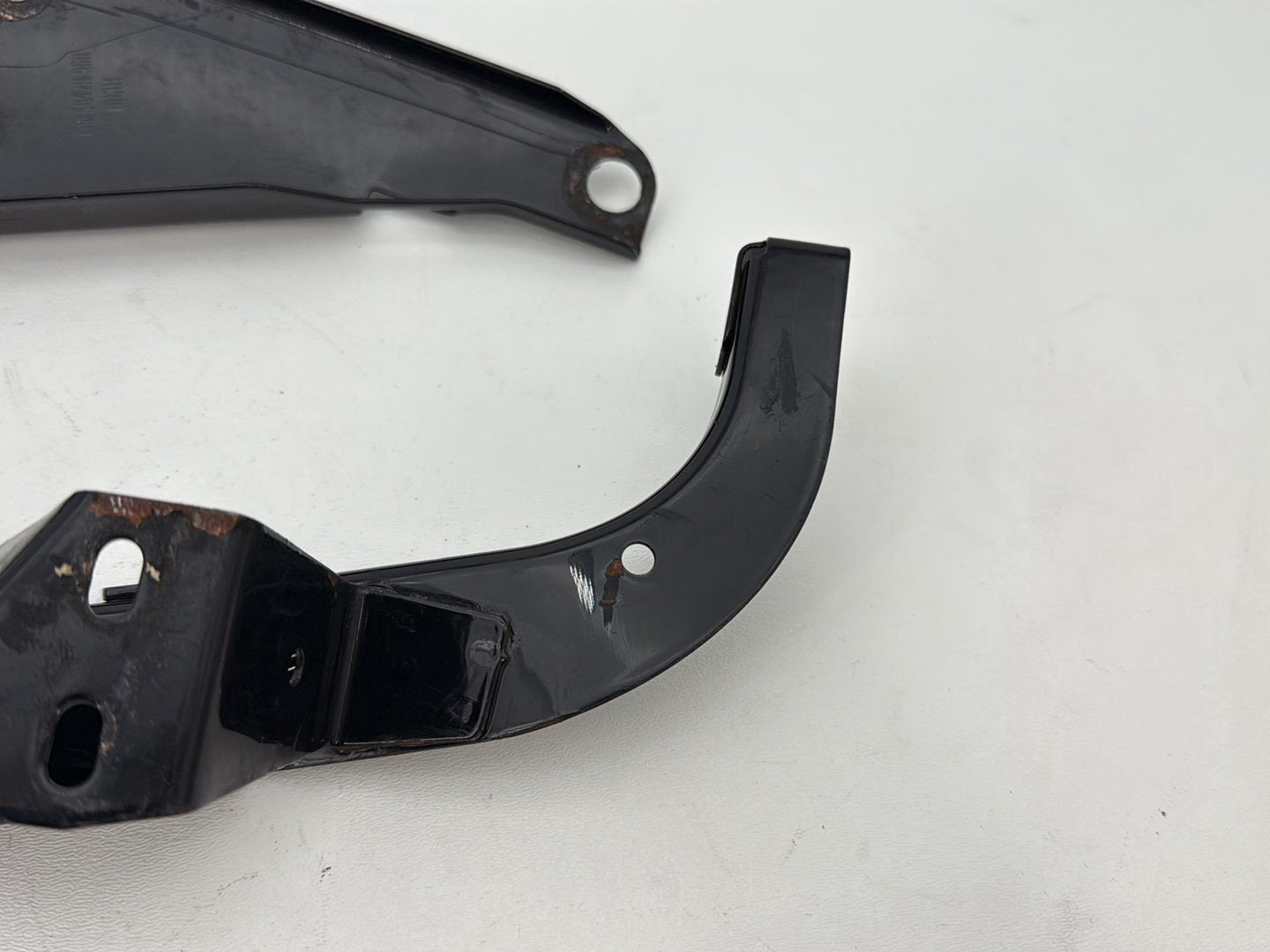 2013 Harley Street Glide Touring FLHX OEM Right Left Fairing Support Brackets