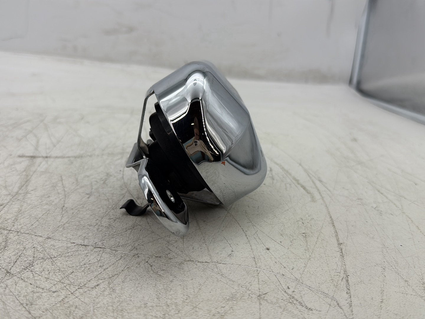 2012 Harley Street Glide Touring FLHX OEM Horn Signal Klaxon Chrome Cover