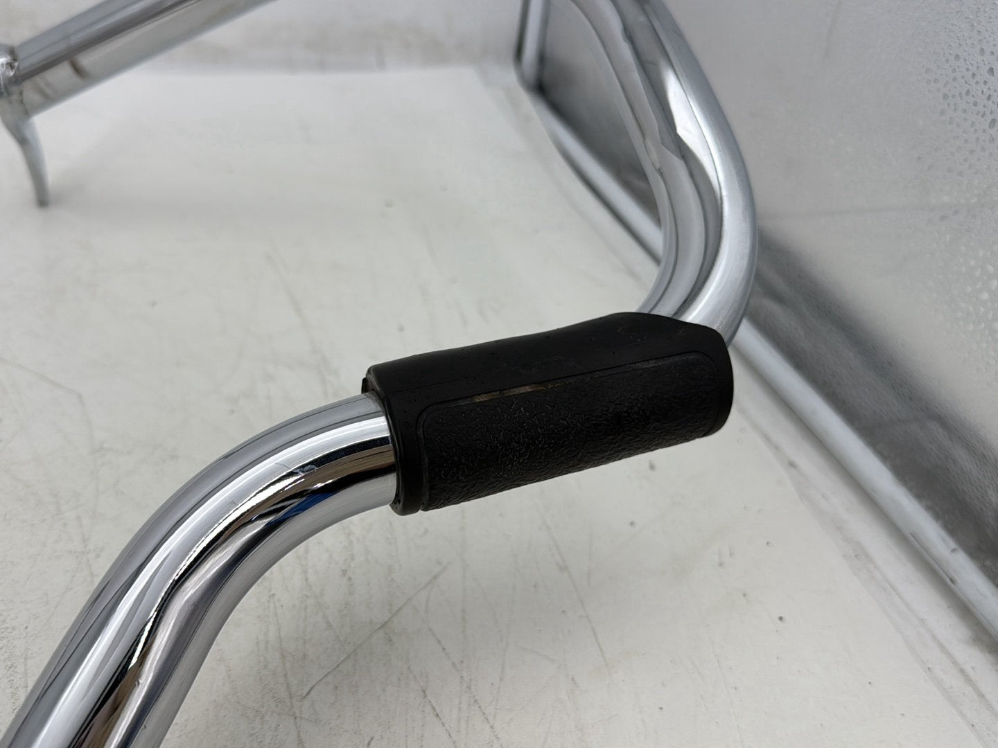 2000 Harley Softail FLSTC Heritage Classic OEM Engine Highway Crash Bar Guard Mustage