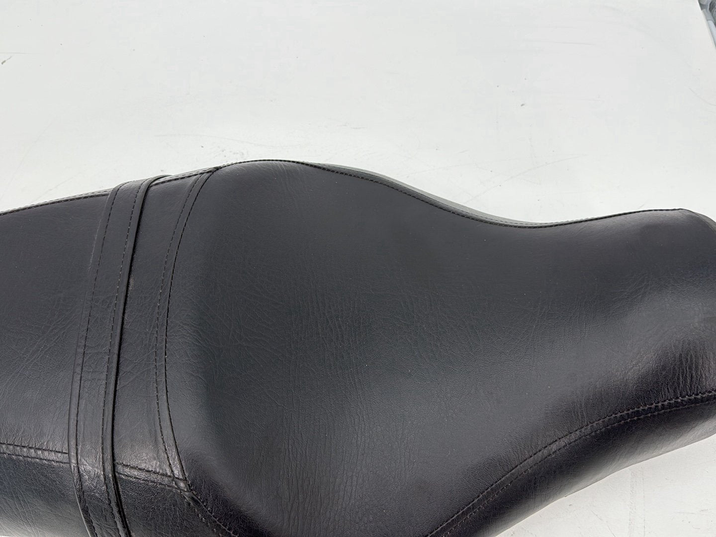 2005 Harley Sportster XL883C 883 Custom OEM Passenger Rider Driver Seat Saddle