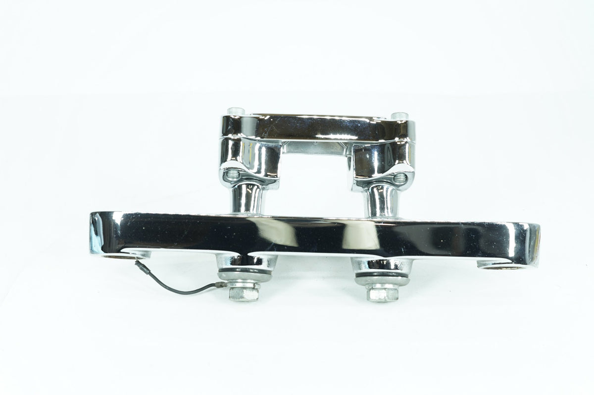 2000 Harley Dyna FXDWG Wide Glide OEM Front Fork Upper Triple Tree Clamps