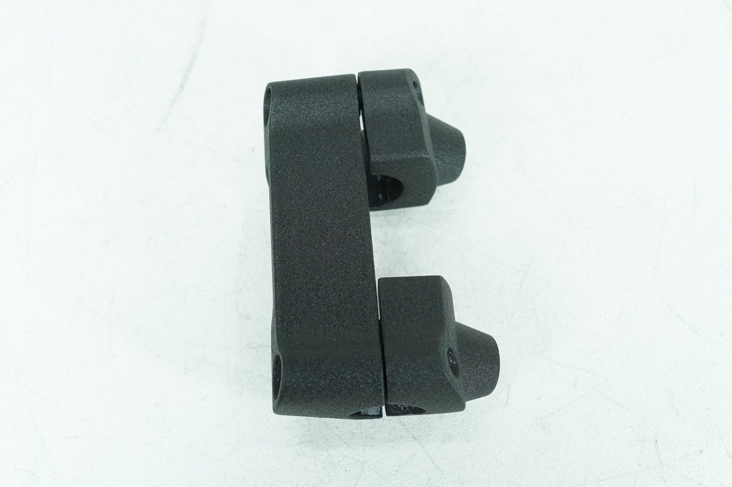 Harley-Davidson Misc  Front Handlebar Riser Top Clamp 55900290