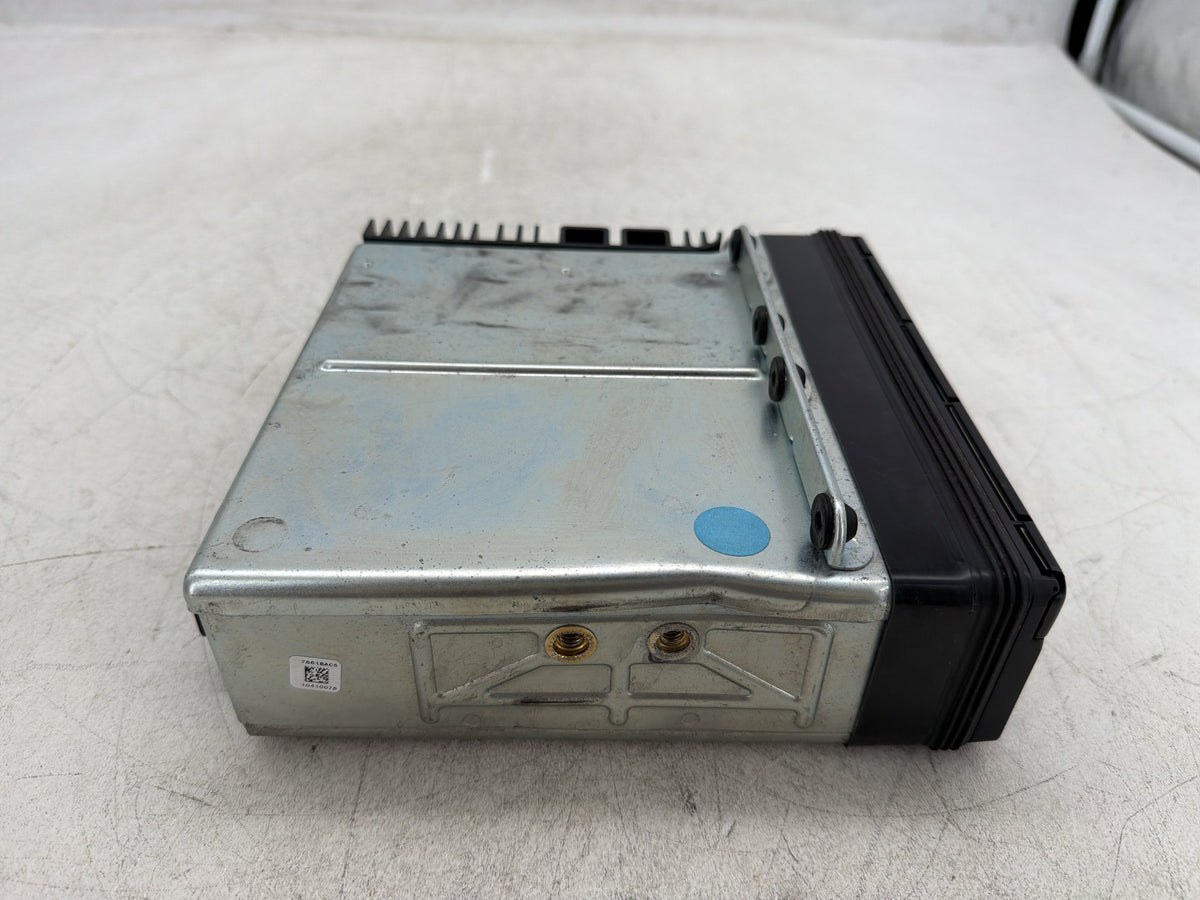 2011 Harley Electra Glide Touring Ultra OEM Harman Kardon AM FM CD Radio Player