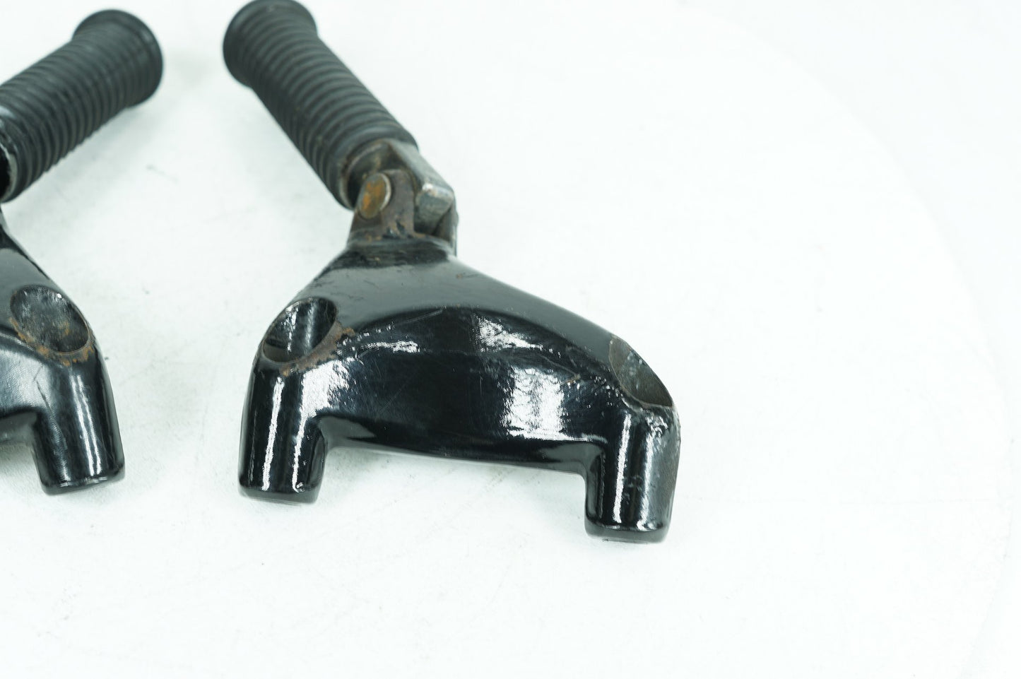 2004 - 2013 Harley-Davidson Sportster Custom Passenger Left & Right Foot Pegs  	49314-04
