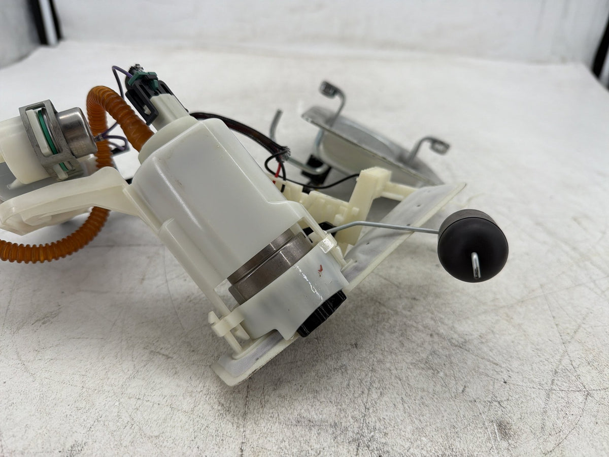 2012 Harley Dyna Fat Bob FXDF 103 OEM Fuel Pump Gas Gasoline Petrol Sending