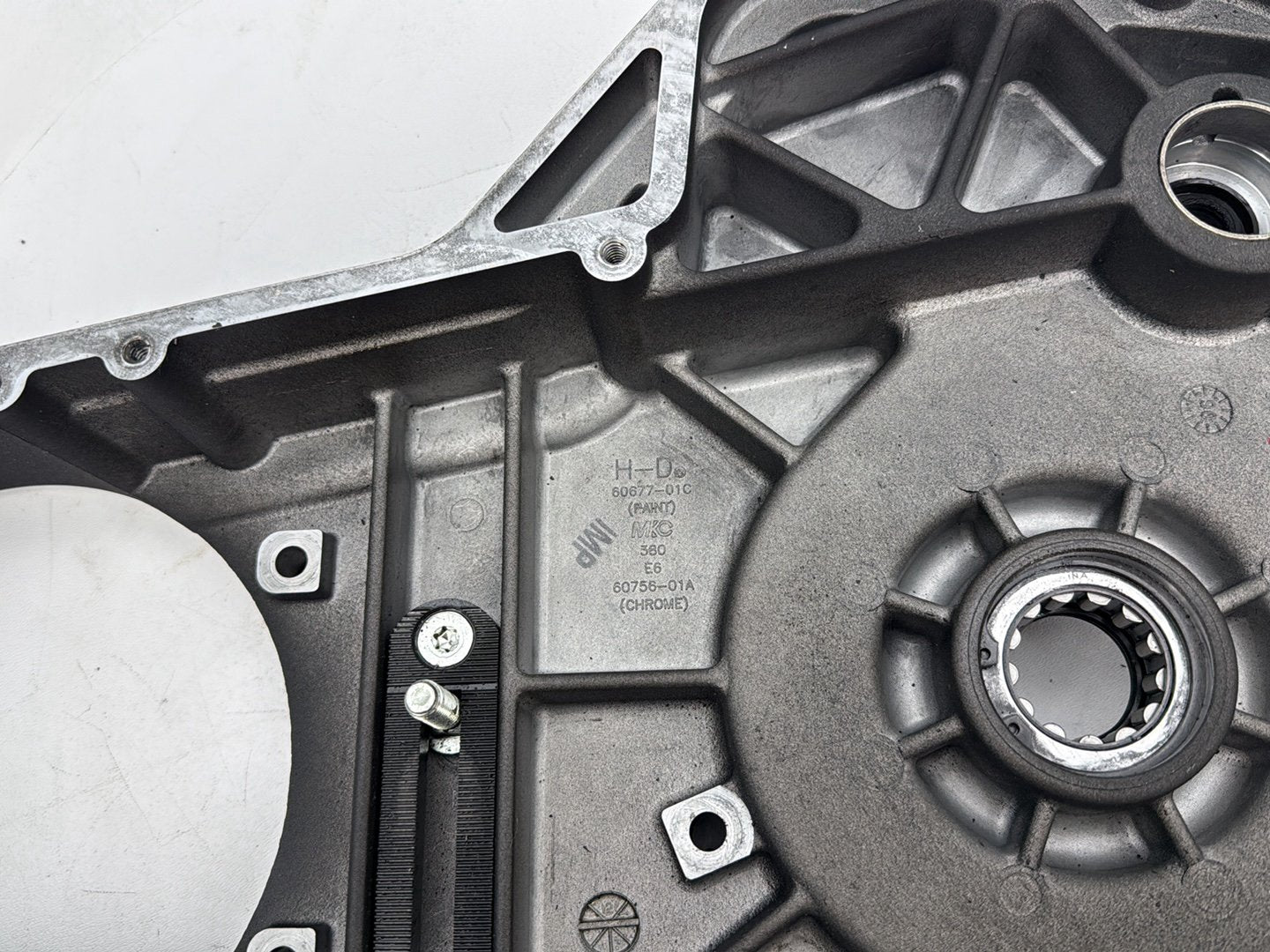 1999 - 2006 Harley-Davidson Touring Electra Glide Ultra Inner Primary Clutch Cover 60677-01C
