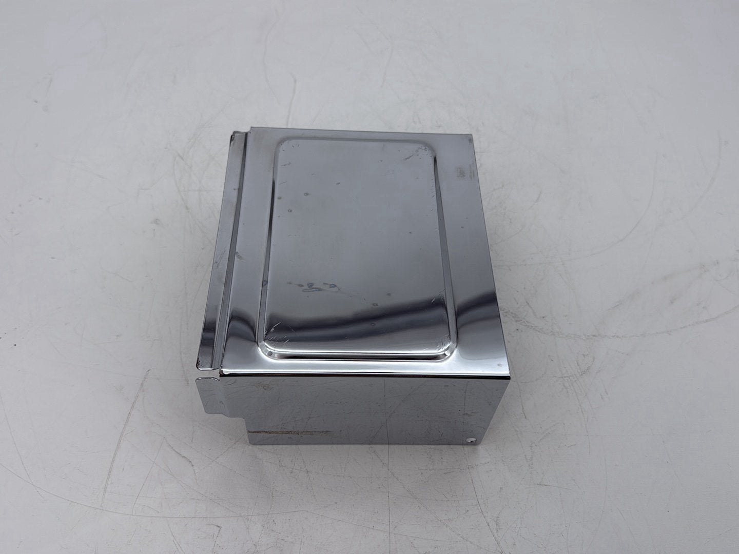 2002 Harley Dyna FXD Super Glide OEM Lower Battery Tray Stay Box Cover 66234-06