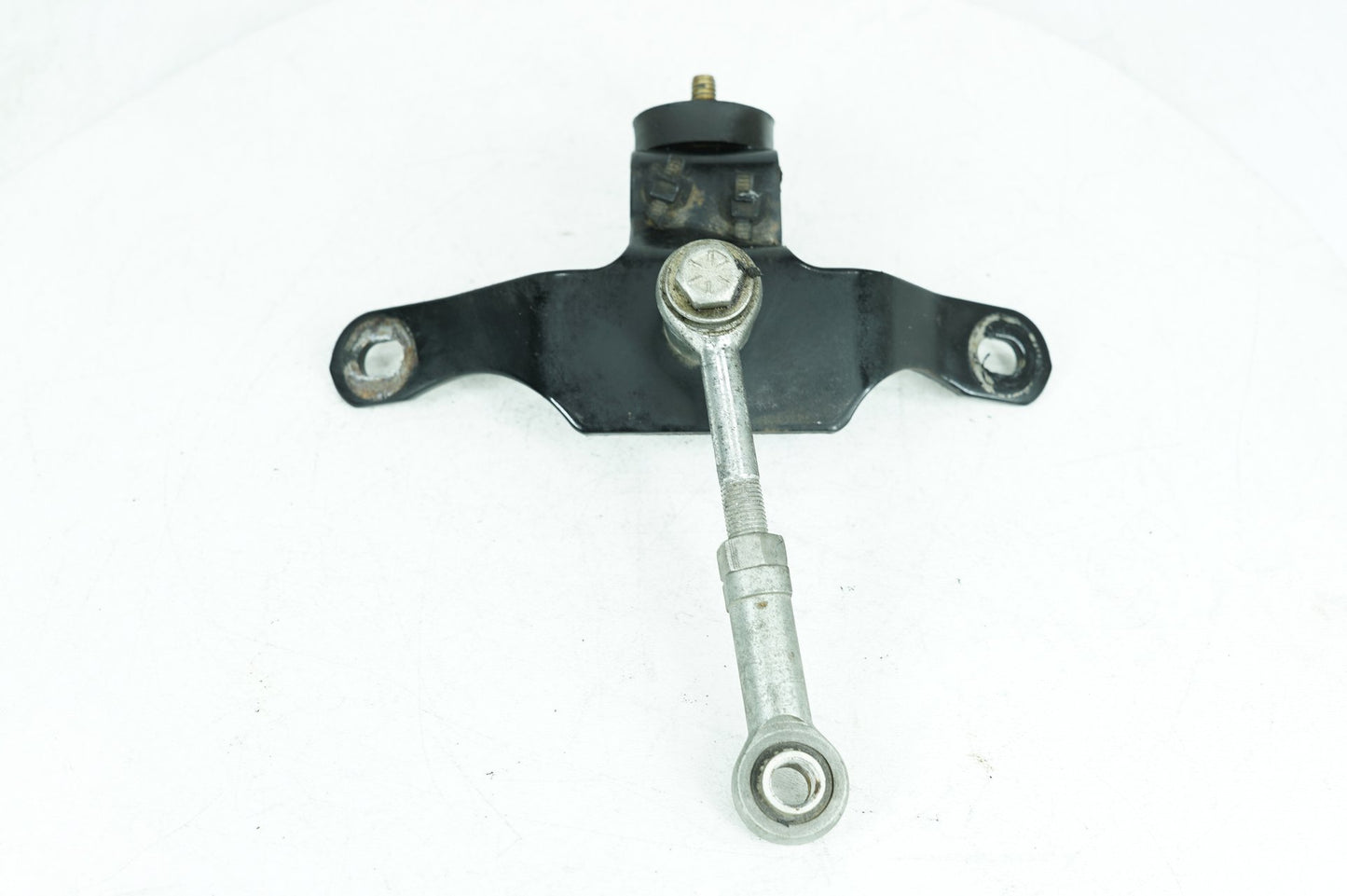 2007 - 2016 Harley-Davidson Dyna Super Glide Custom Engine Motor Mount Bracket  	16328-04