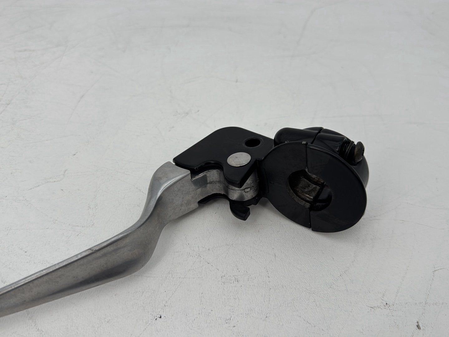 1999 - 2006 Harley-Davidson Touring Electra Glide Classic Front Left Hand Clutch Control Lever 45015-96