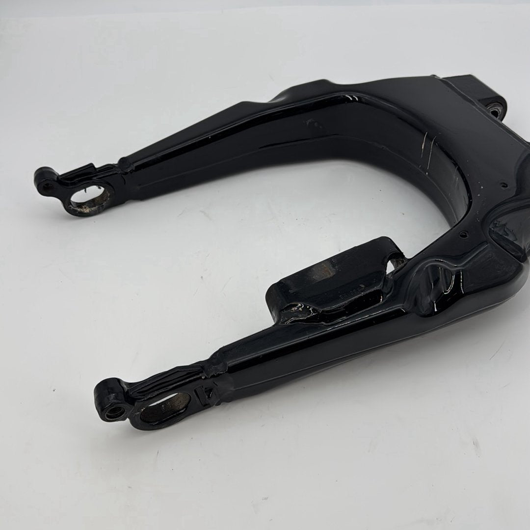 2008 - 2016 Harley-Davidson Touring Street Glide Rear Fork Swingarm Swing Arm  	47549-09