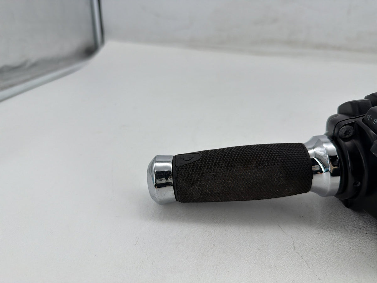 11 Harley Electra Glide Touring OEM Left Turn Signal Headlight Switches Controls