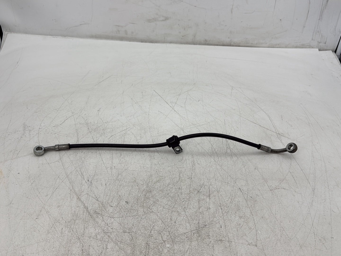 2010 Harley Dyna Fat Bob FXDF OEM Front Brake Hose Line Pipe