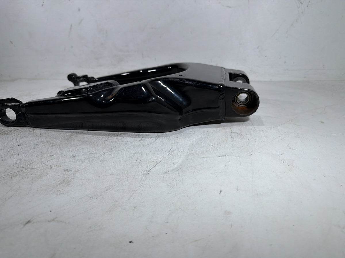 2010 Harley Street Glide Touring FLHX OEM Rear Fork Swingarm Swing Arm