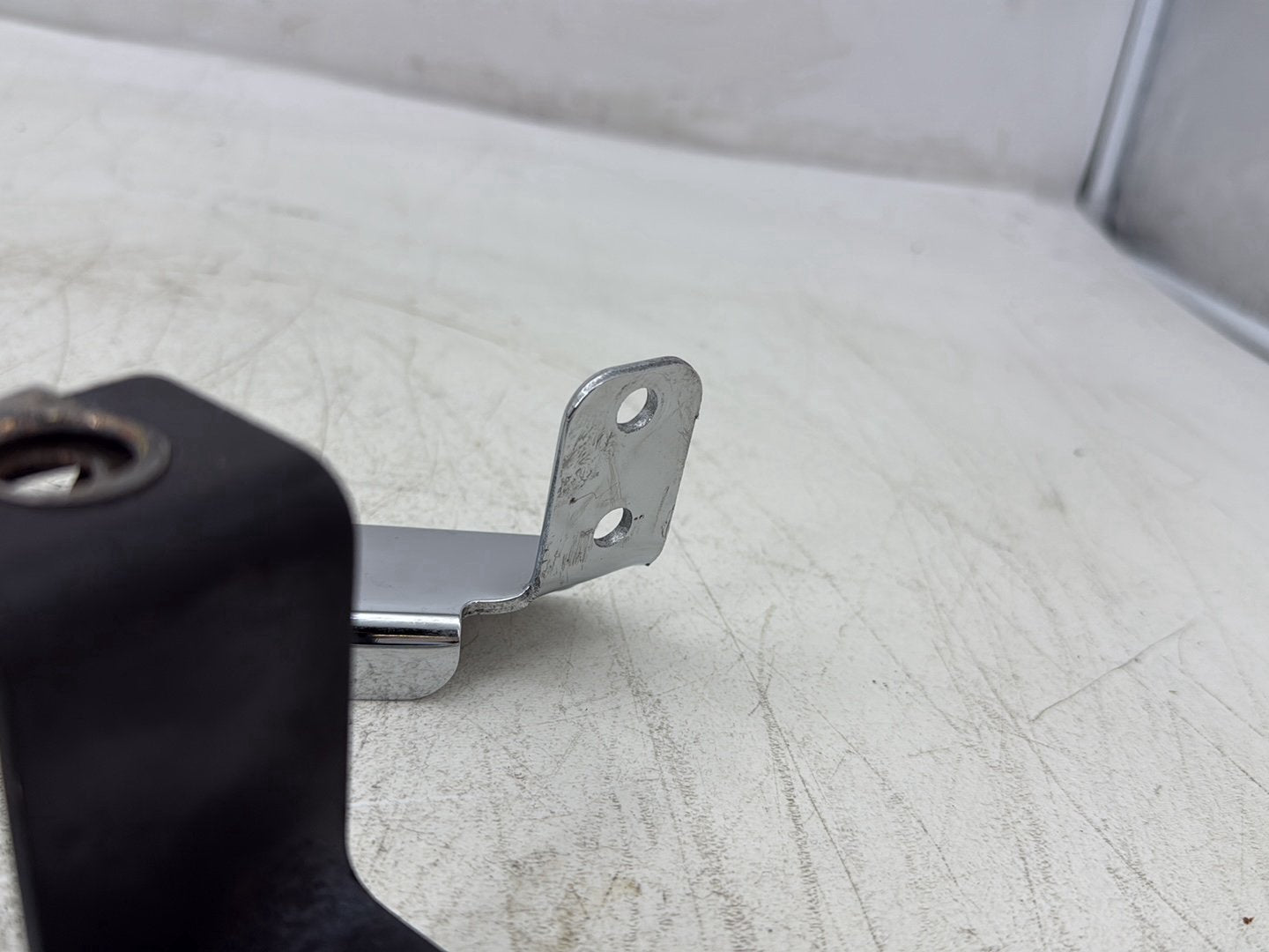2006 Harley Road King Touring FLHRCI Classic OEM Left Right Saddlebag Fender Struts Brackets