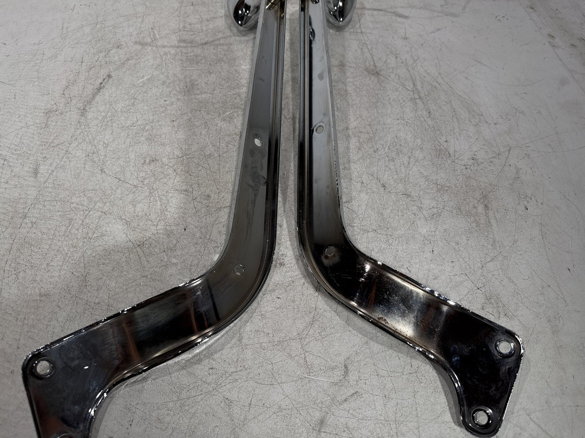 2005 Harley Softail FXST OEM Rear Left Right Fender Struts Bracket & Turn Signal